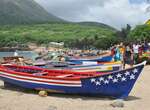 Kapverden individuelle Rundreise: Fischerboote am Strand von Tarrafal