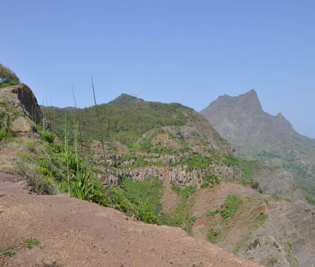 Kapverdische Insel Santiago : Highlights : Blick zum Monte Txota und Pico Antonia