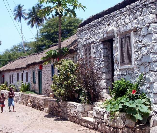 Ciedade Velhe - Rua Banana