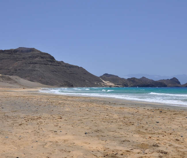 Kapverden Rundreise "Berge & Meer"  São Vicente: Strand von Salamansa