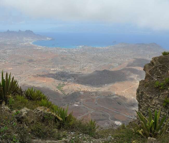 Kapverden Rundreise "Berge & Meer"  São Vicente: Blick vom Monte Verde nach Mindelo